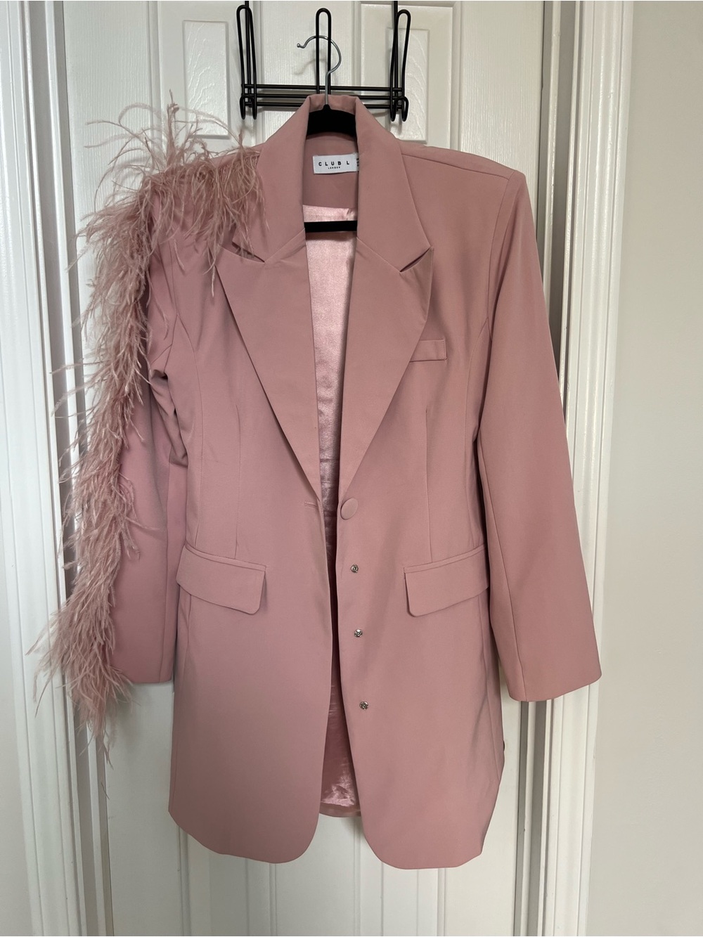 Club L Collective Dusty Pink Feather-Trim Longline Blazer
